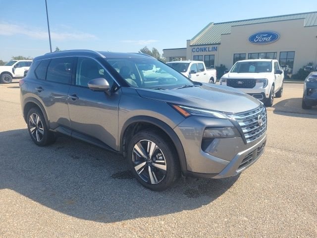 Used 2026 Gun Metallic Nissan SL image 20