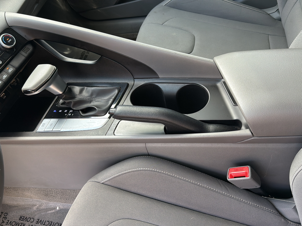 Used 2023 Silver Hyundai SEL image 20