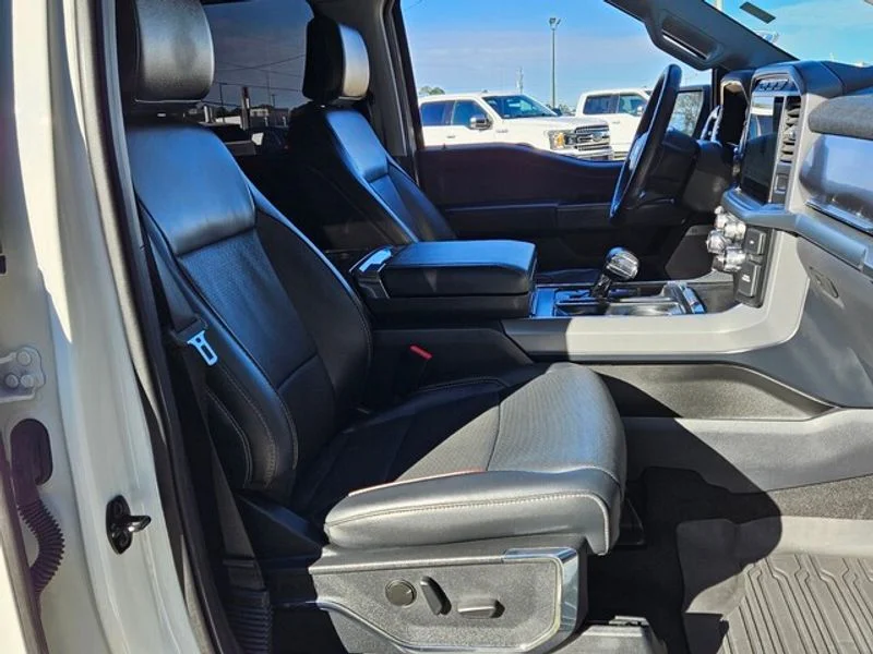2023 Ford F-150 Lariat - Photo 13