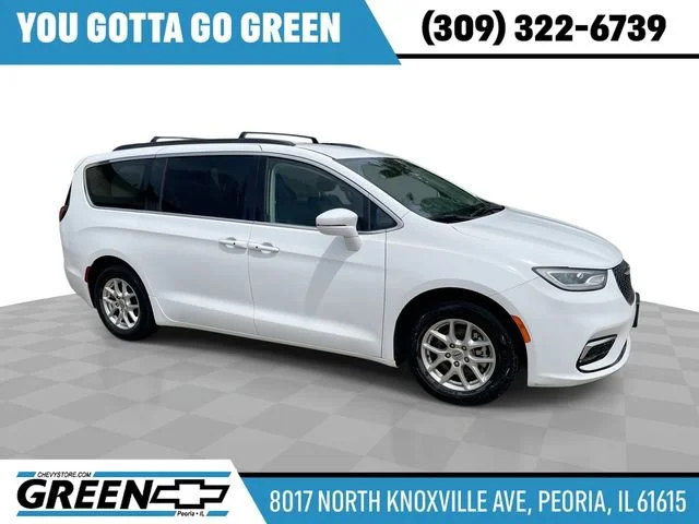 2022 Chrysler Pacifica Touring L's photo