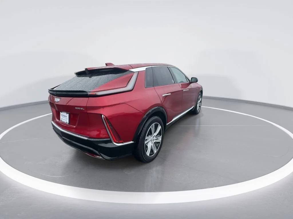 Used 2024 Red Cadillac Tech image 8