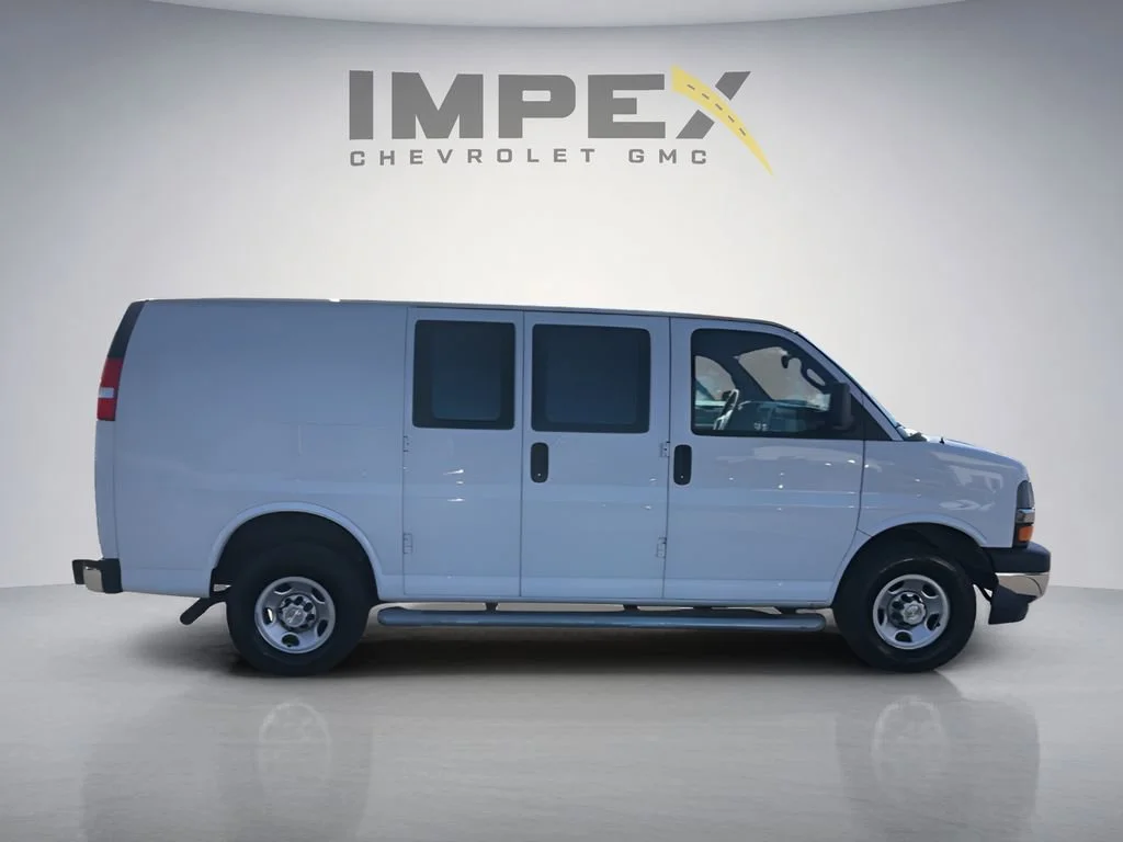 Used 2023 Summit White Chevrolet WT image 6