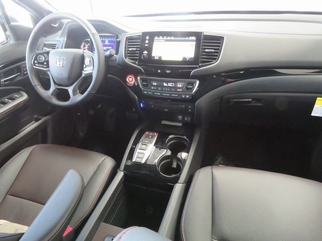 Used 2022  Honda Black Edition image 12