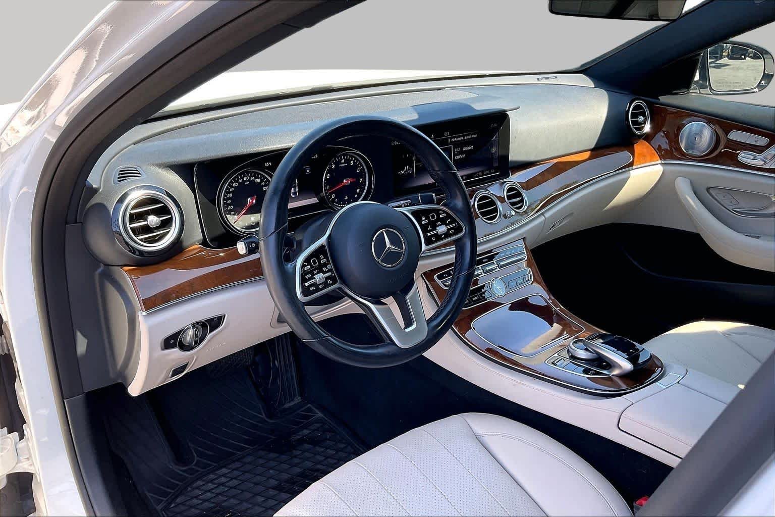 Used 2019 Polar White Mercedes-Benz E 450 image 17