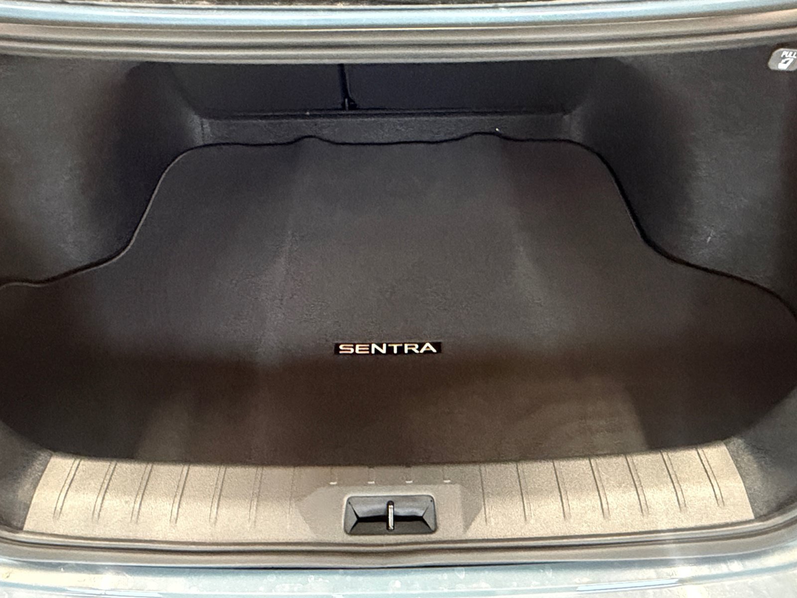 2026 Nissan Sentra SR - Photo 13
