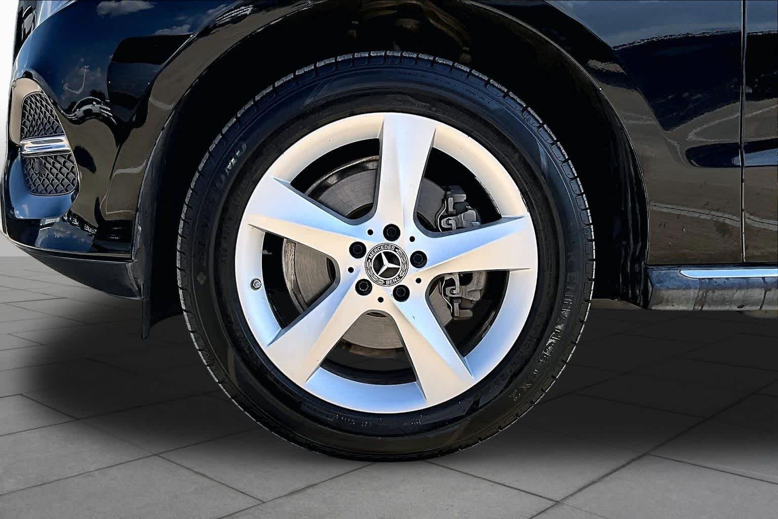 Used 2018 Black Mercedes-Benz GLE 350 image 10