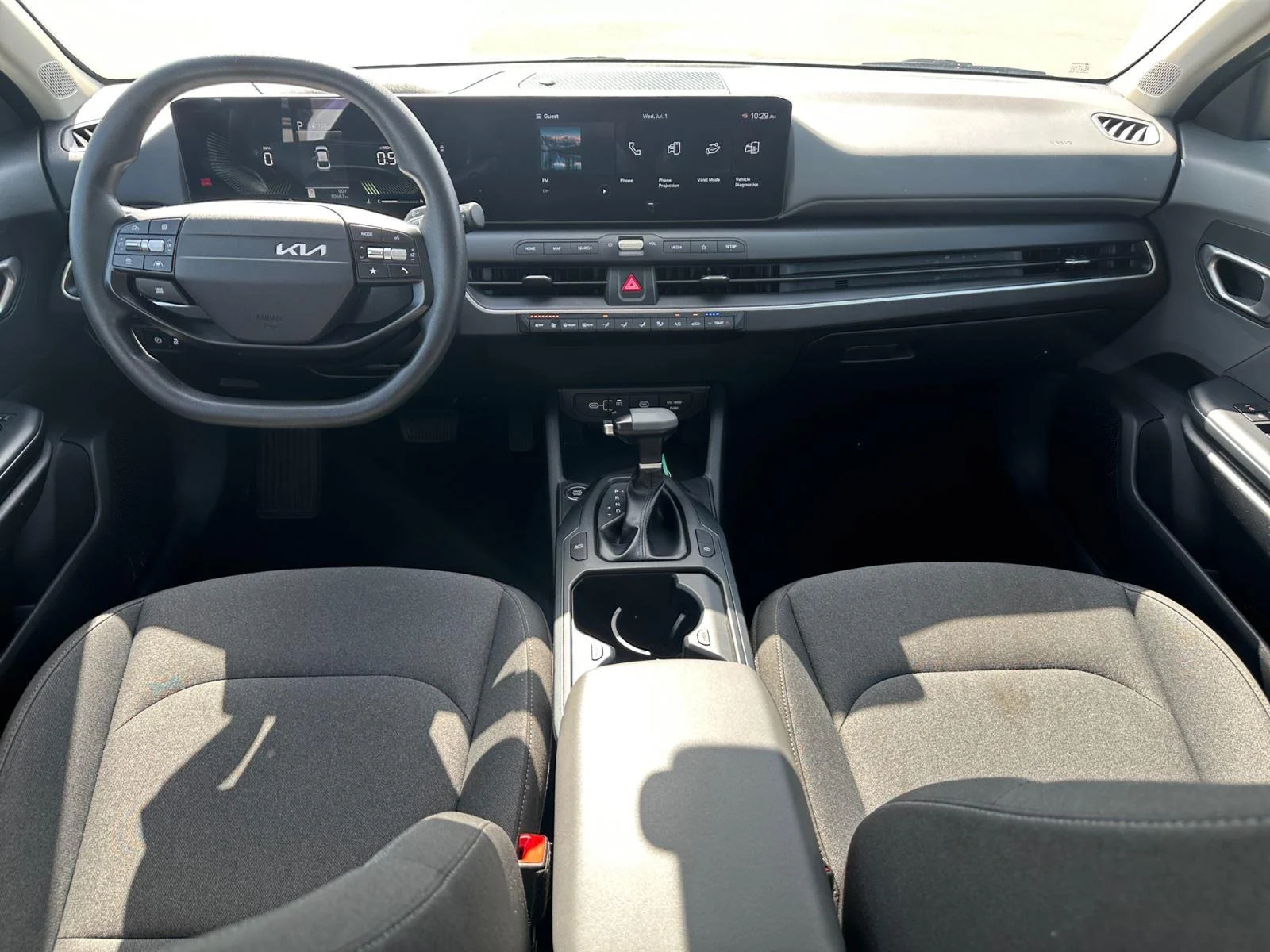 2025 Kia K4 LXS - Photo 15