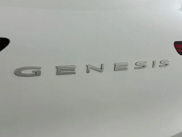 New 2027 White Genesis 2.5T Advanced image 26