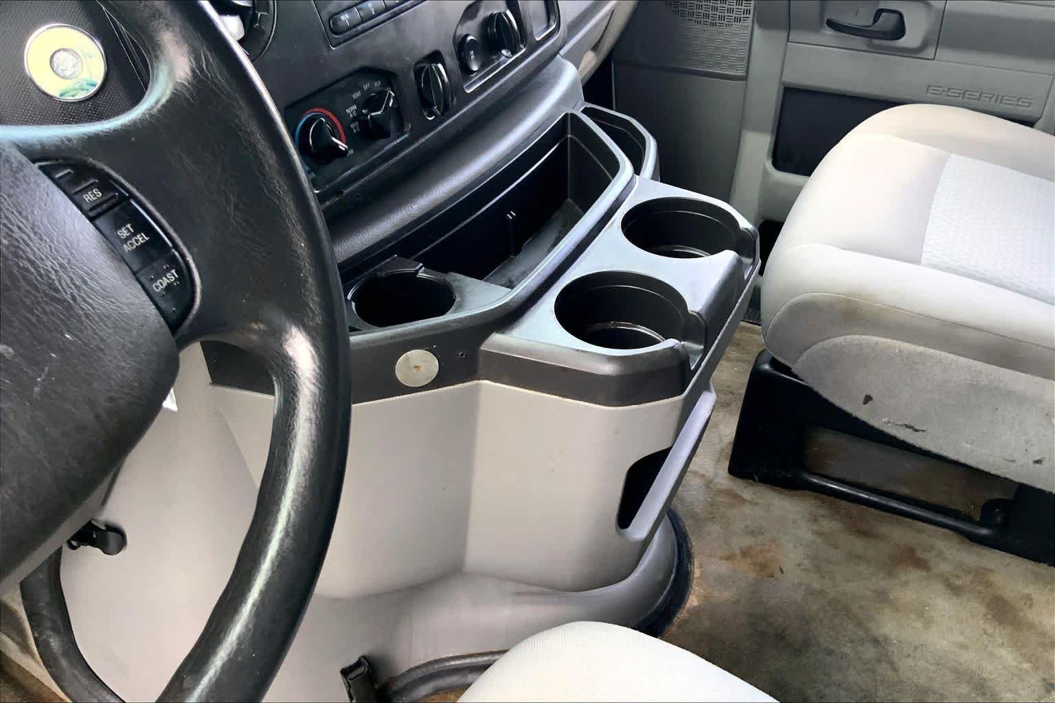 Used 2014 Oxford White Ford XLT image 16
