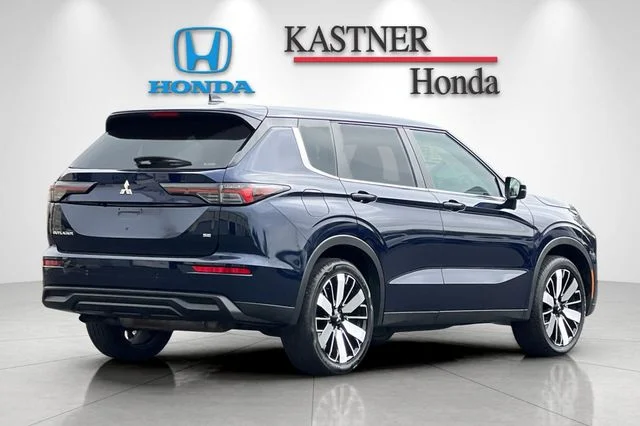 Used 2025 Cosmic Blue Metallic Mitsubishi Trail Edition image 4