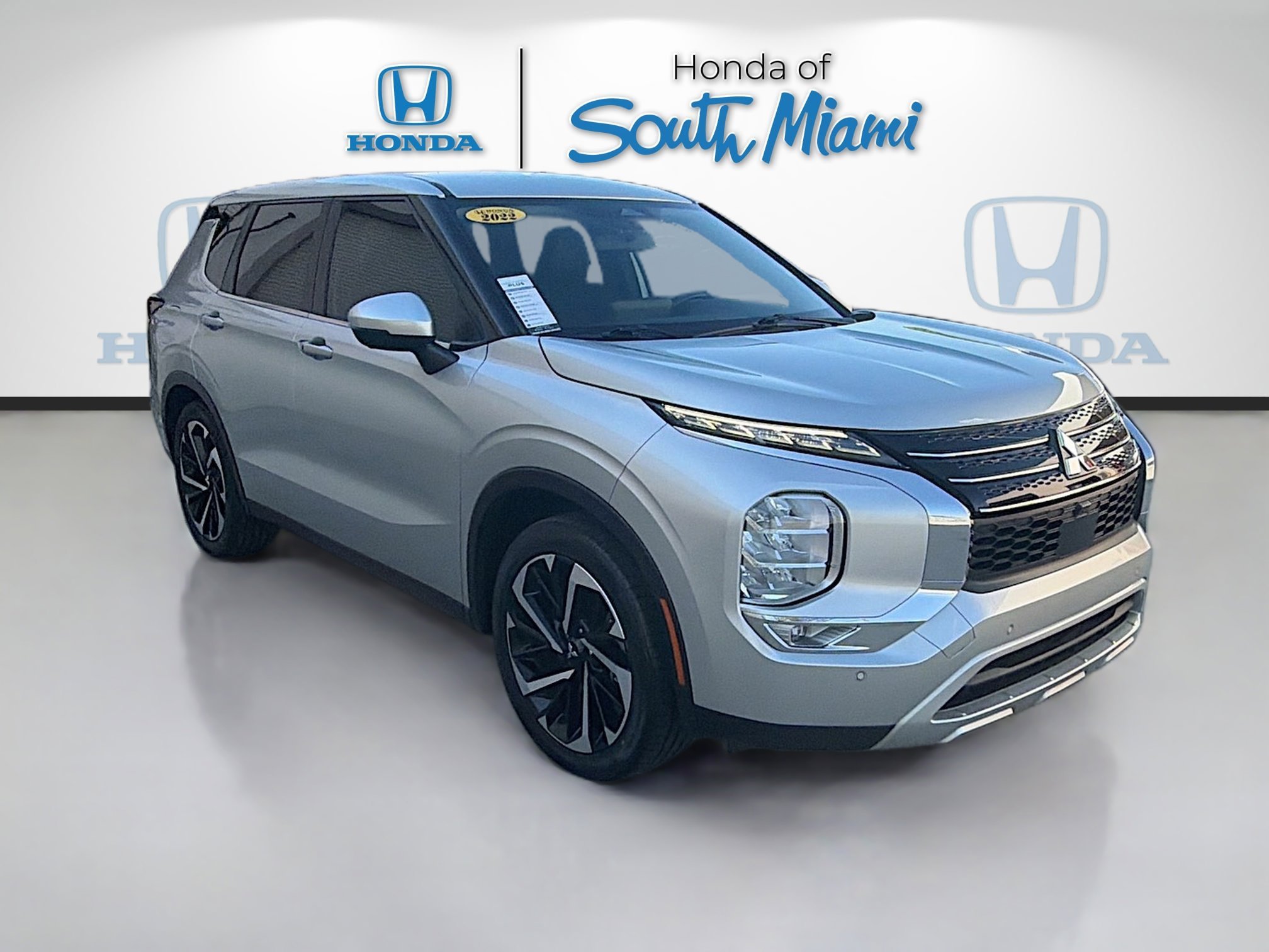 2022 Mitsubishi Outlander SE FWD's photo