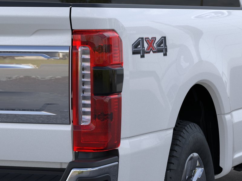 New 2026 Star White Metallic Tri-Coat Ford F-350® King Ranch® image 33