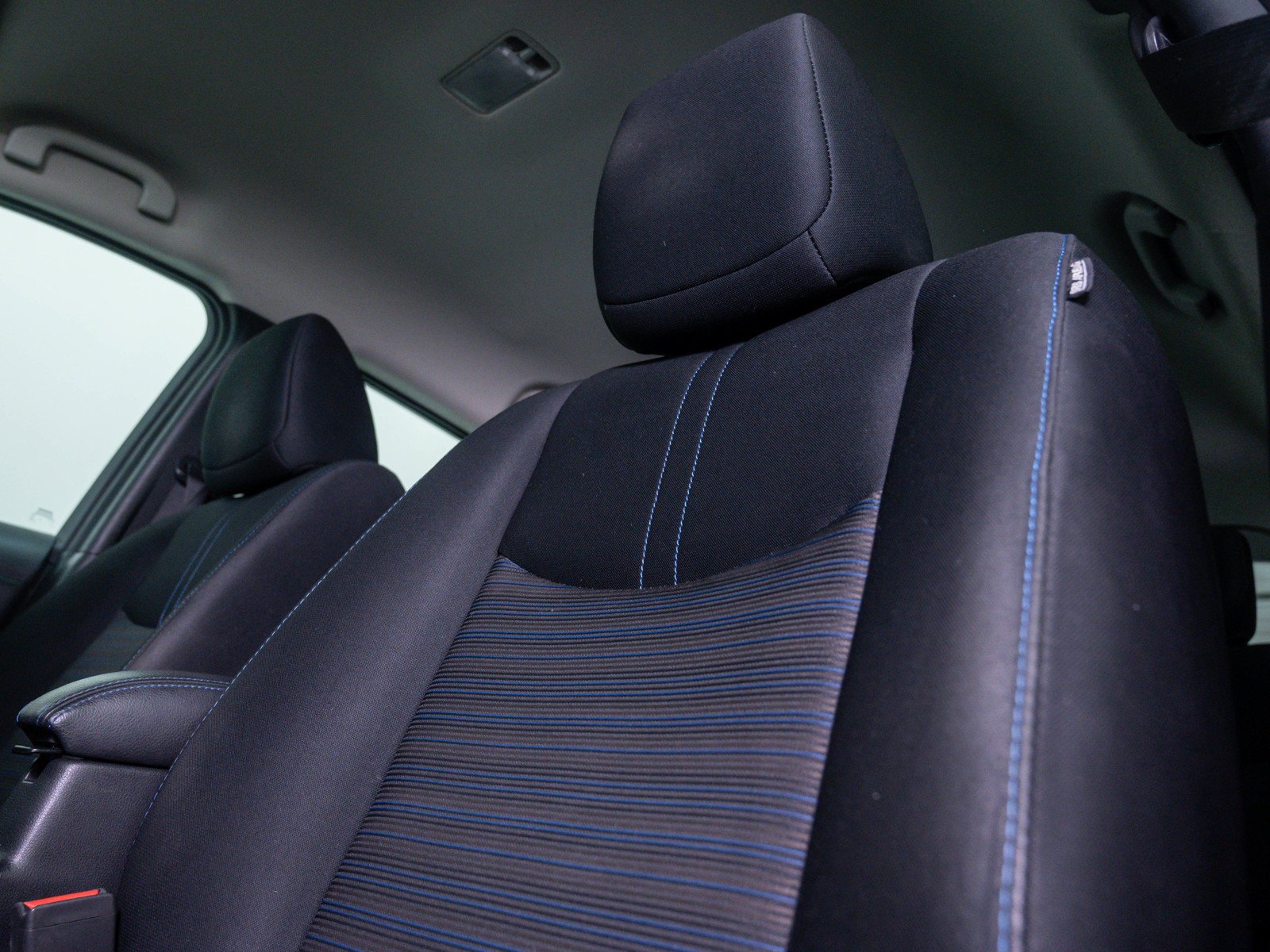 Used 2022 Brilliant Silver Nissan SV PLUS image 19
