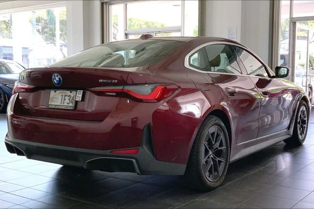 Used 2023 Aventurin Red Metallic BMW eDrive35 image 6