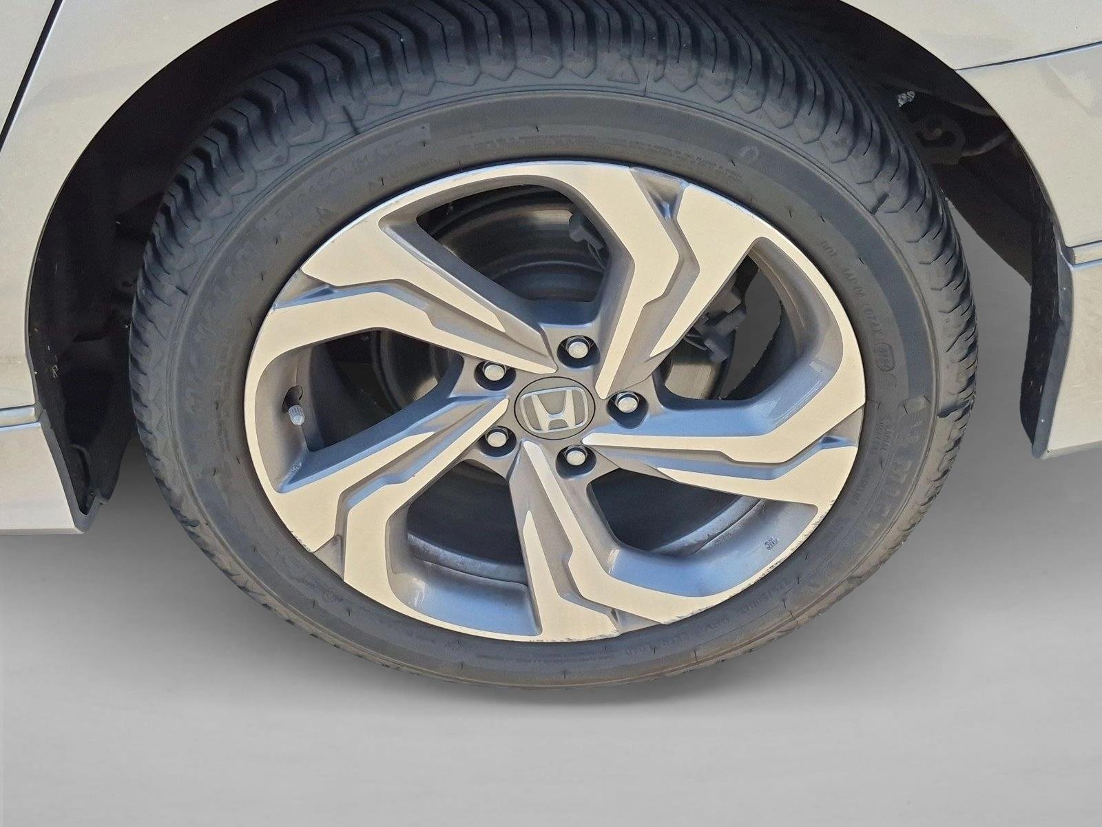 Used 2020 Gray Honda EX image 15