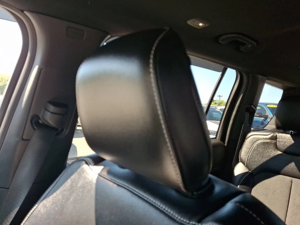 Used 2023 Bright White Clearcoat Jeep Altitude image 18