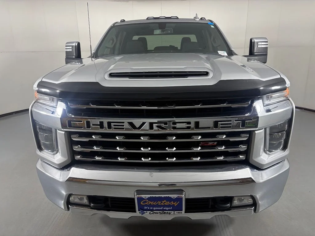 Used 2022 Silver Chevrolet LTZ image 4