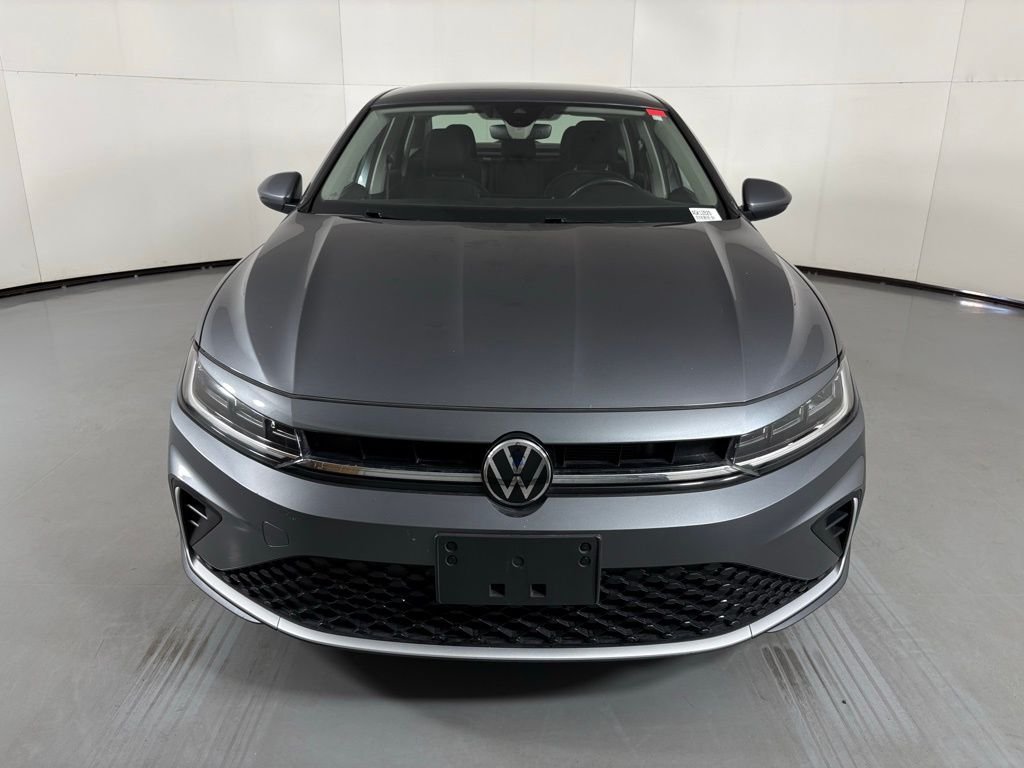Used 2025 Gray Volkswagen 1.5T S image 3