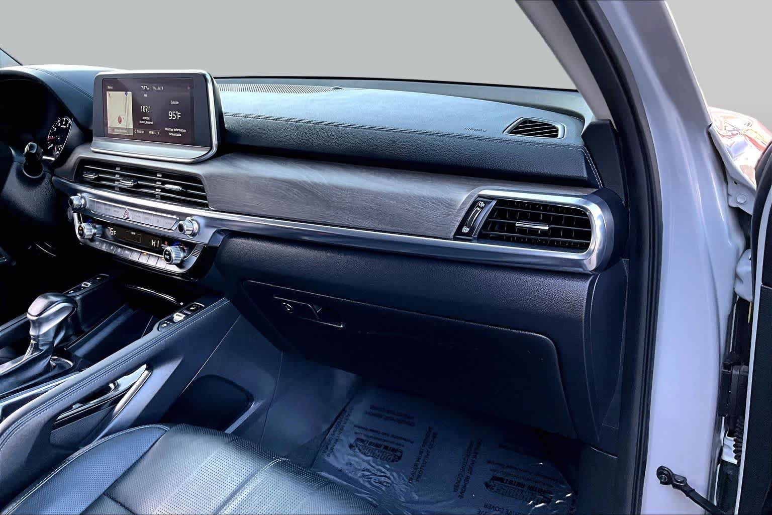 Used 2021 Wolf Gray Kia EX image 19