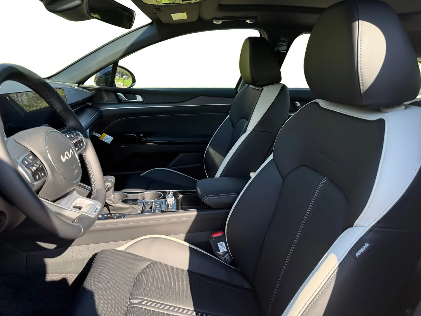 New 2026 Steel Matte Gray Kia GT-Line image 9