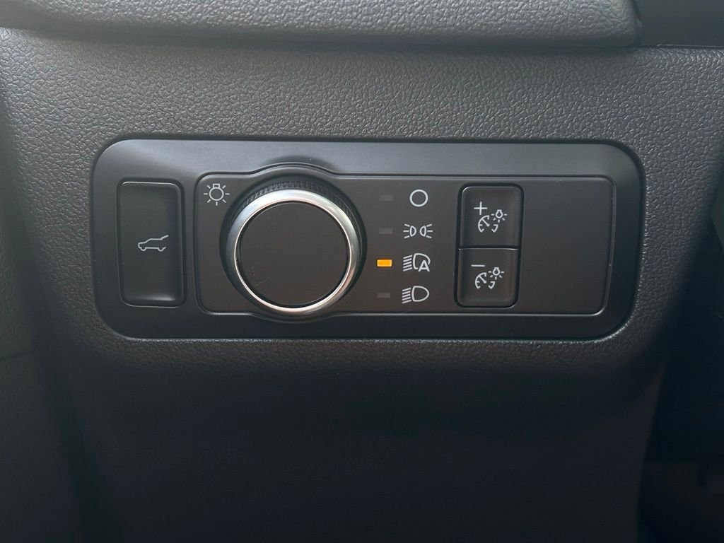 Used 2025 Gray Metallic Ford Active image 26