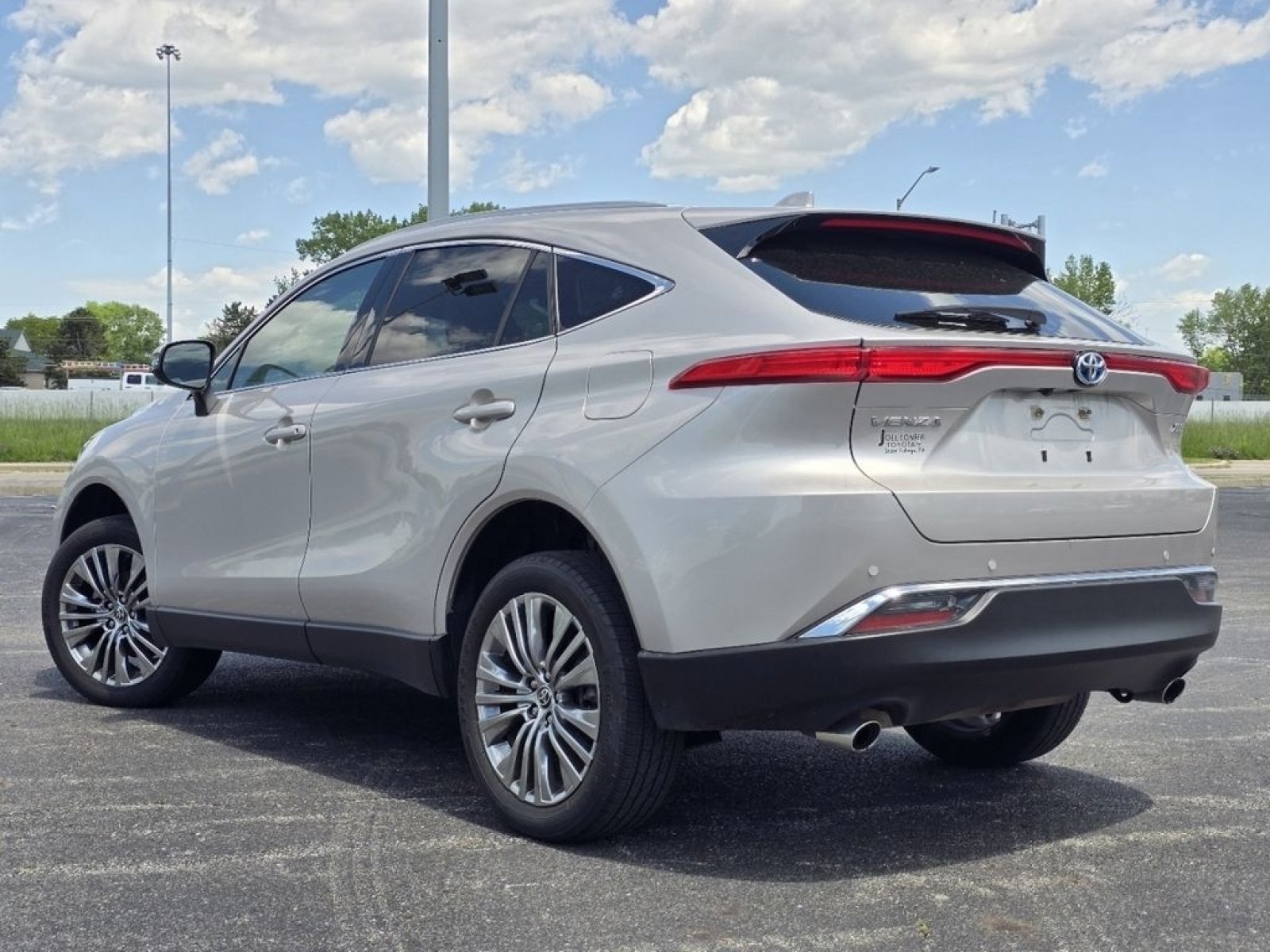 Used 2024 Titanium Toyota XLE image 14