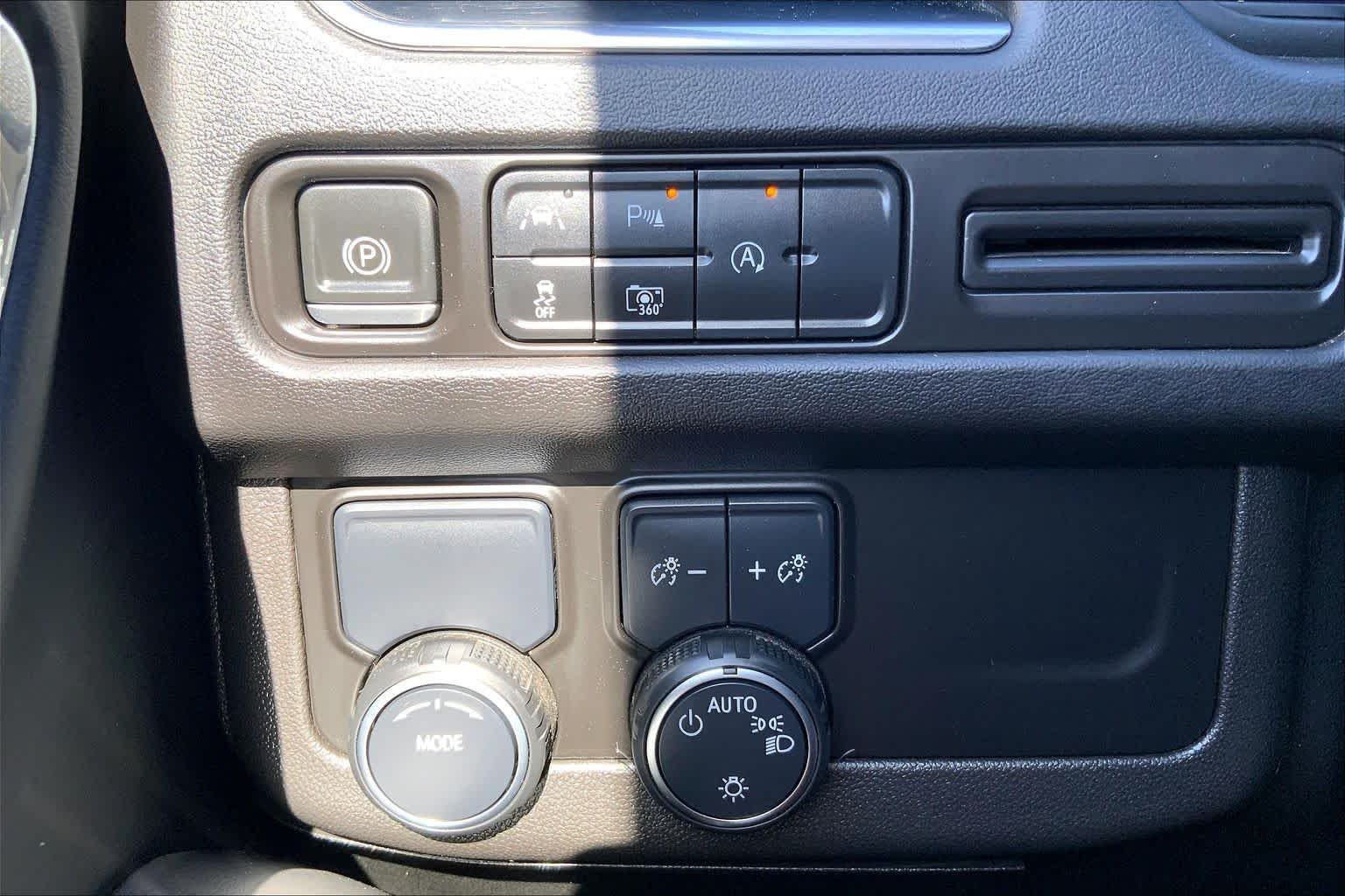 2023 Chevrolet Tahoe LT - Photo 35