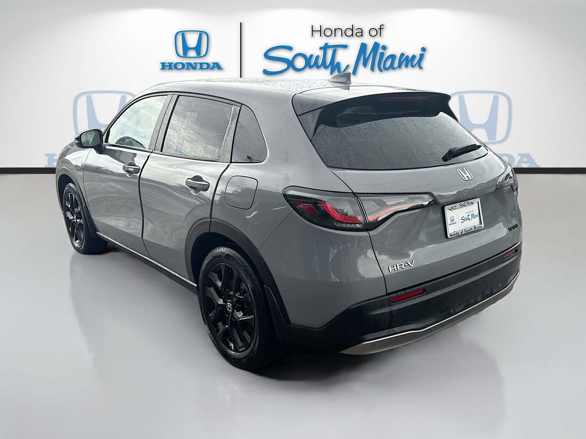 Used 2024 Urban Gray Pearl Honda 5DR 2WD SPORT BD image 5