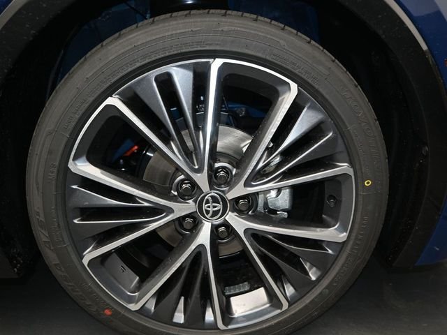 2026 Toyota Prius XLE - Photo 17