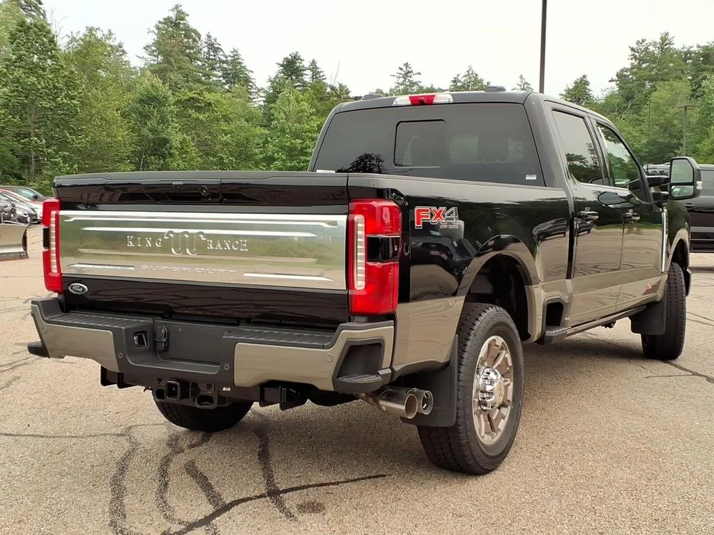 New 2026 Agate Black Metallic Ford King Ranch image 4