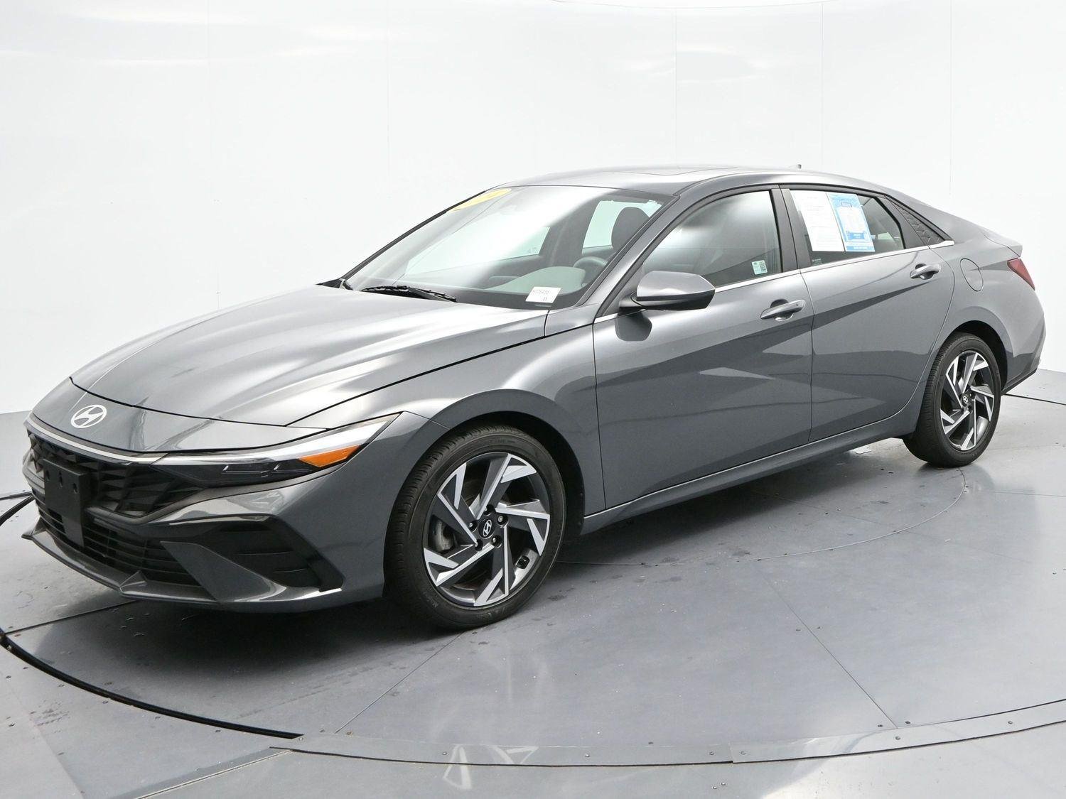 Used 2024 Ecotronic Gray Hyundai SEL image 3
