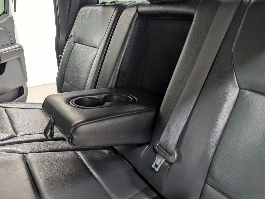 Certified Used 2024 Oxford White Ford Lariat image 20