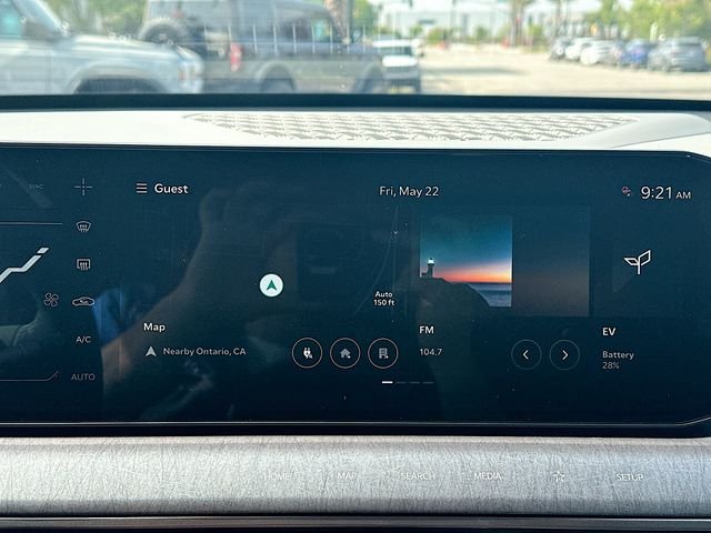 New 2026 Glacial White Pearl Kia Wind AWD image 15