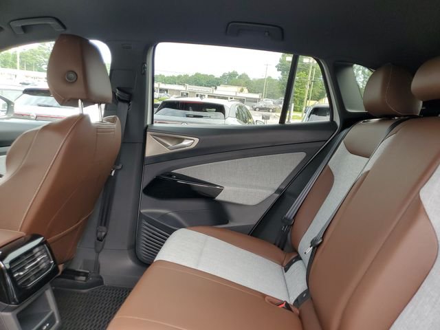 Certified Used 2025 White Volkswagen Pro image 10