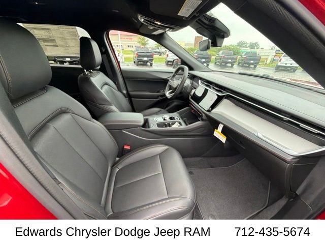 New 2026 Red Hot Pearlcoat Jeep Limited image 32