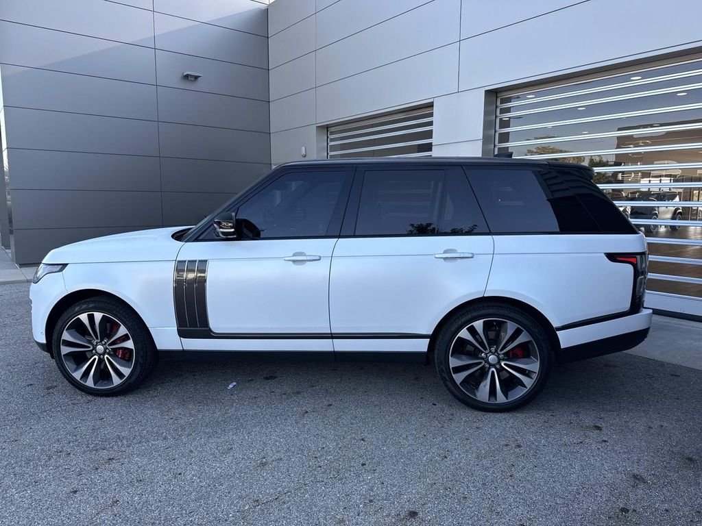 Used 2019 SVO PALETTE WHITE Land Rover SVAutobiography image 4
