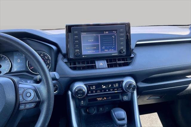Certified Used 2020 SILVER SKY METALLIC Toyota  image 6