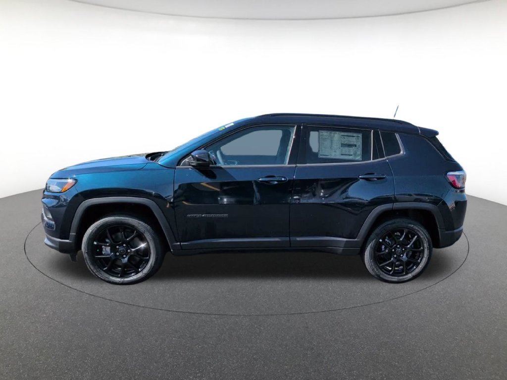 New 2026 Fathom Blue Pearl-Coat Exterior Paint Jeep Latitude image 12