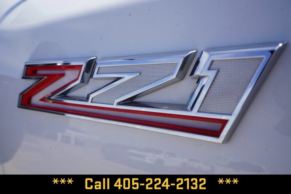 Used 2025 Summit White Chevrolet Custom image 7