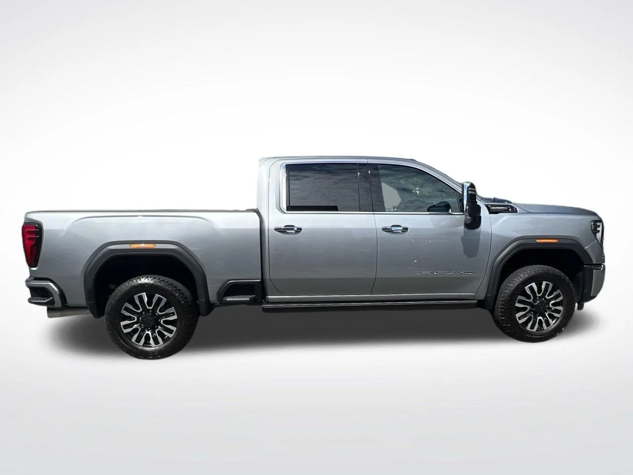 Used 2024 Silver GMC Denali Ultimate image 7