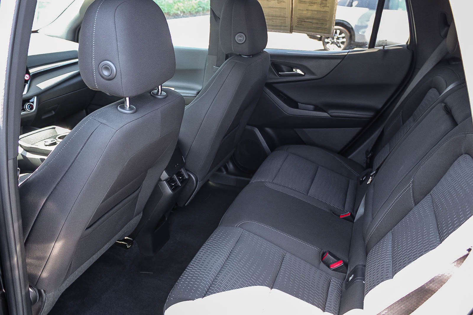 Used 2026 Mosaic Black Metallic Chevrolet FWD LT image 8