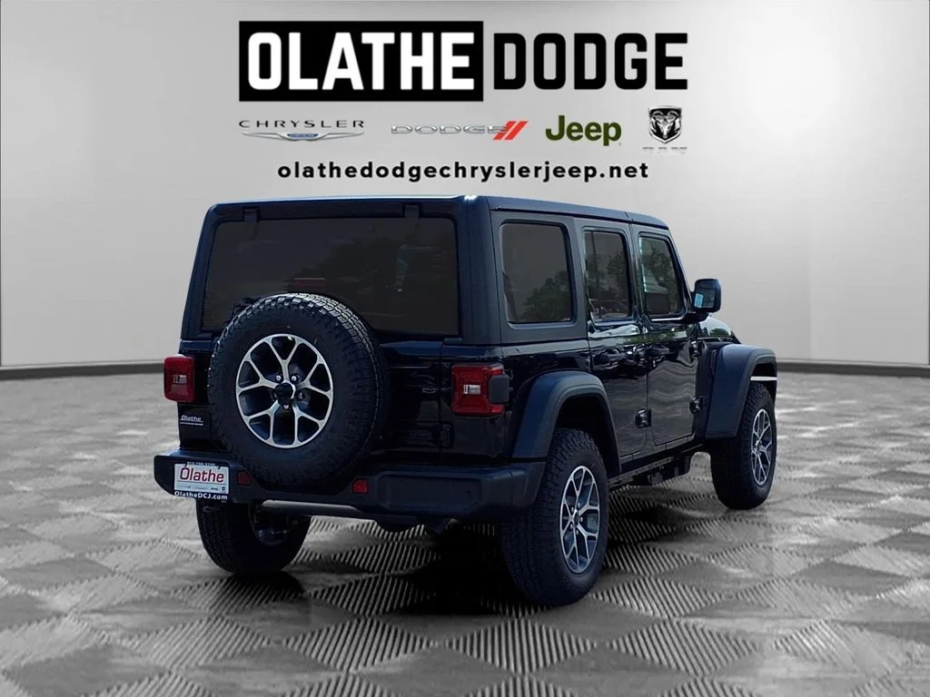 New 2026 Black Clear-Coat Exterior Paint Jeep Sport S image 27