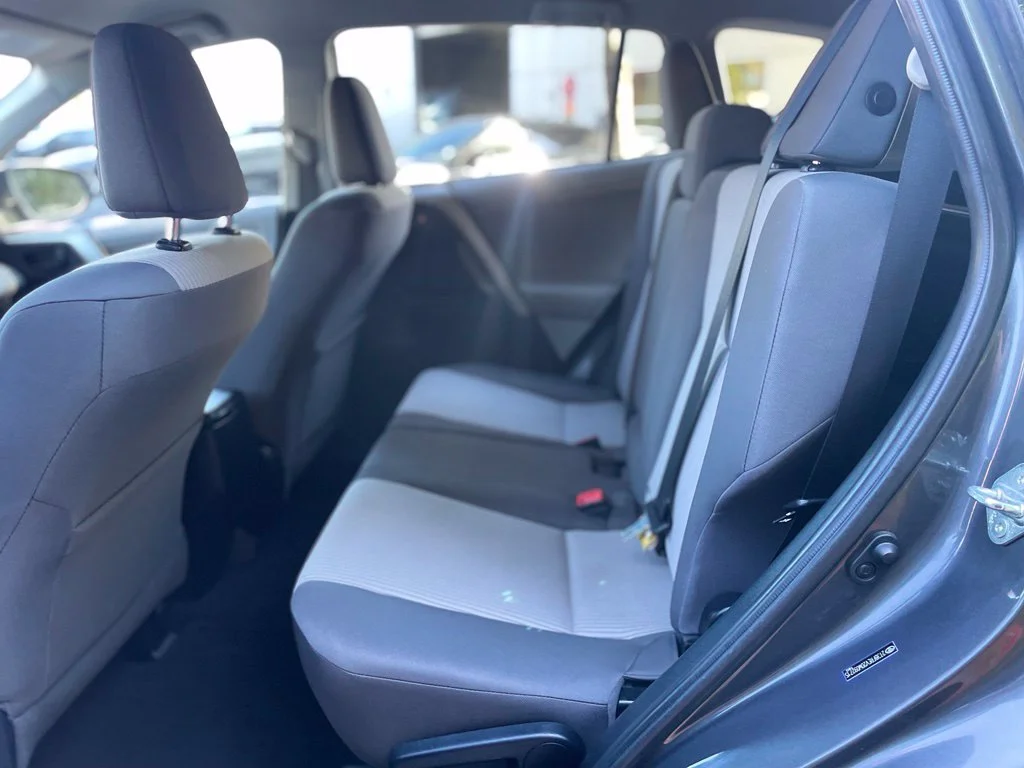 Used 2013 Magnetic Gray Metallic Toyota LE image 20