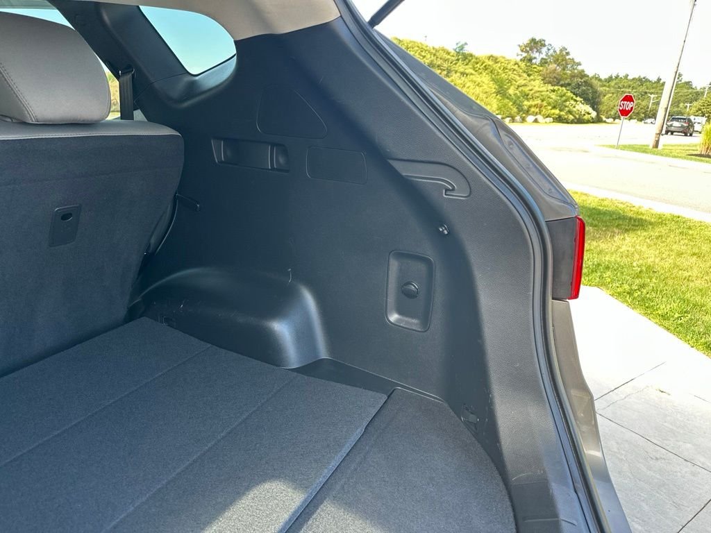 Used 2017 Gray Hyundai 2.4 Base image 22