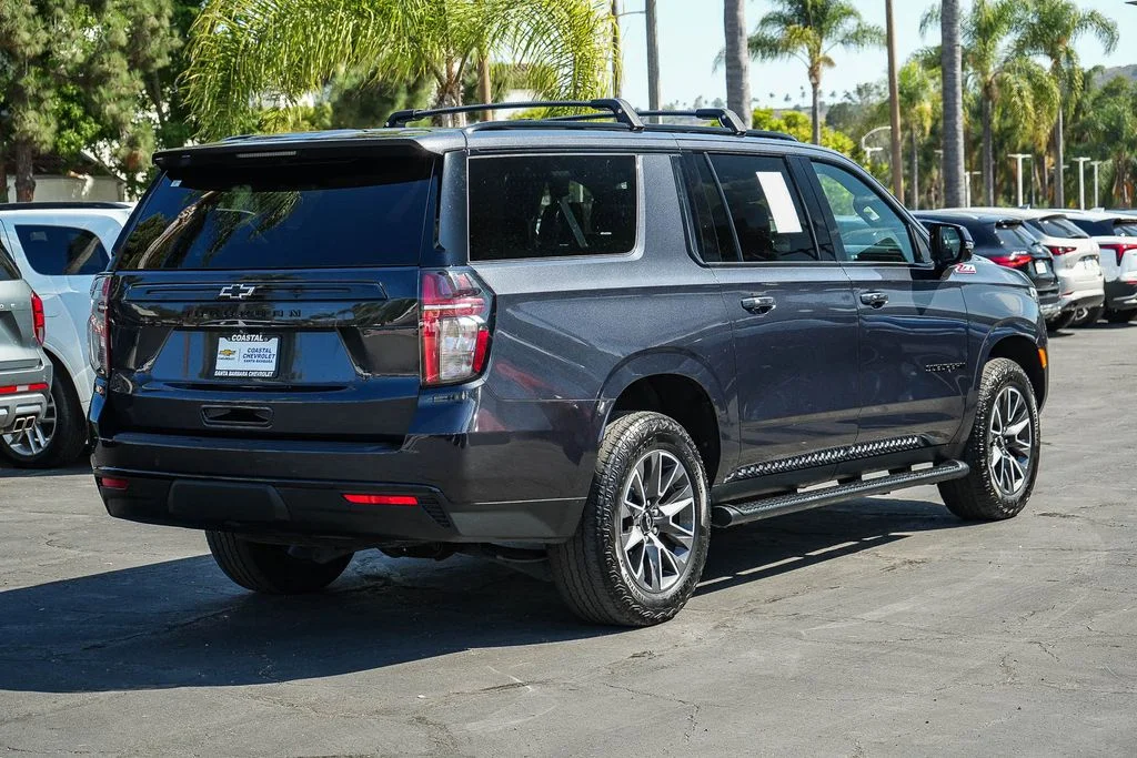 Used 2023 Gray Chevrolet Z71 image 6