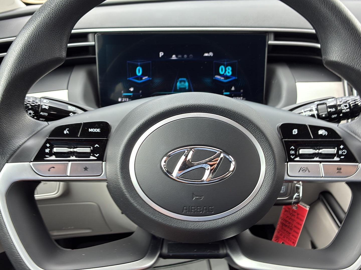Used 2024 White Pearl Hyundai SE image 36