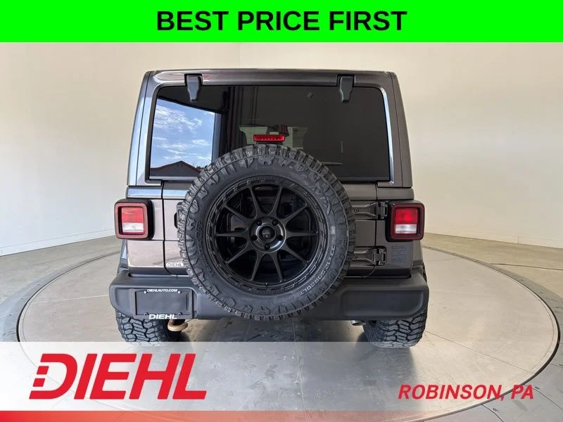 New 2026 Granite Crystal Metallic Clear-Coat Exterior Paint Jeep Sport S image 6