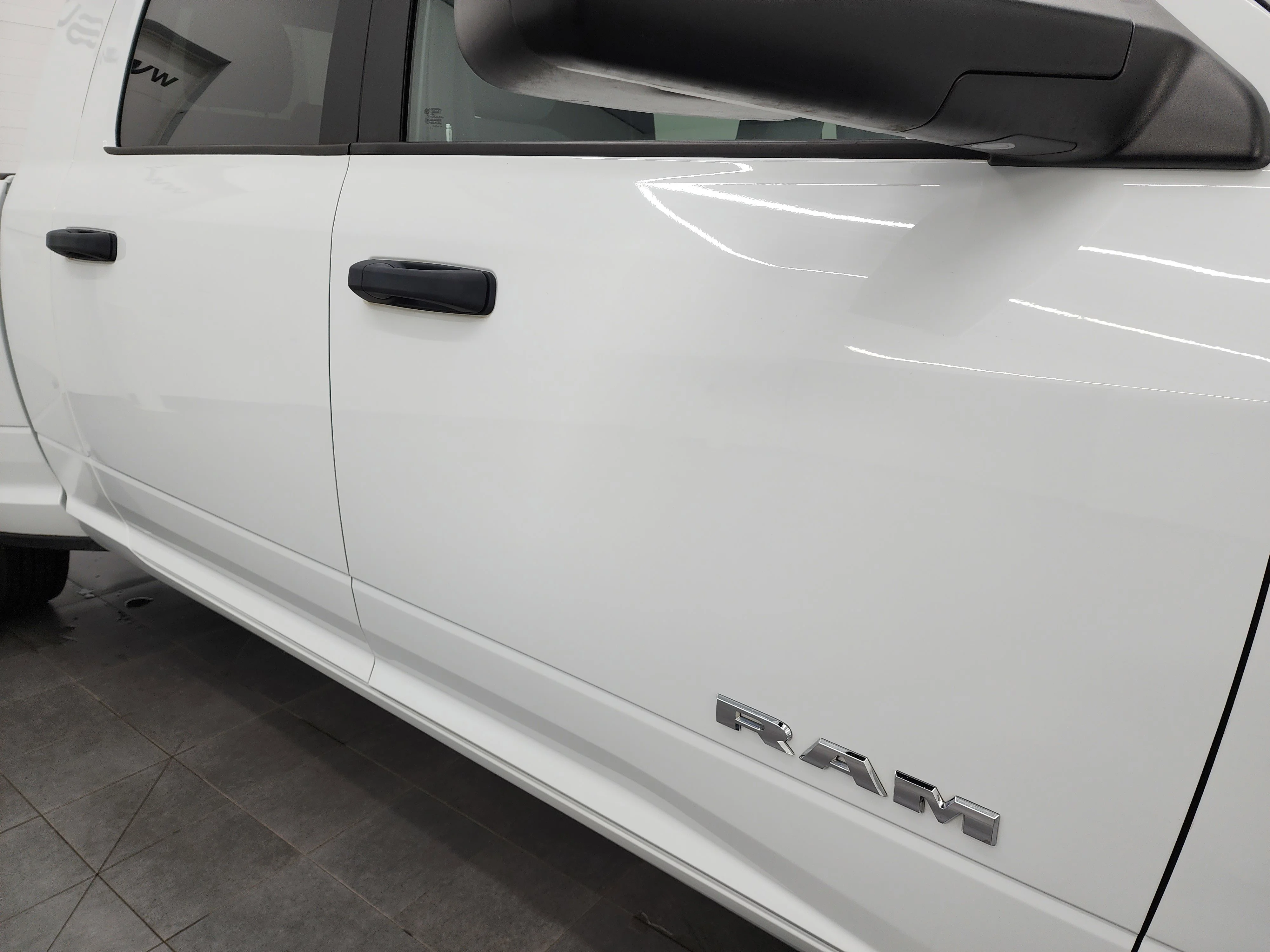 2022 RAM Ram 3500 Pickup Big Horn - Photo 23