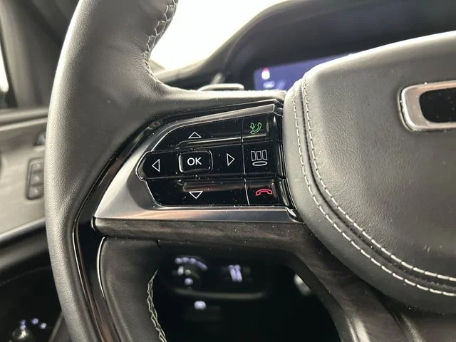 Used 2023 White Jeep Overland 4xe image 11