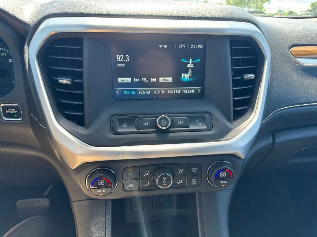 Used 2019 Gray GMC SLE-1 image 18